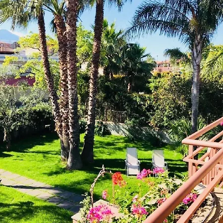 Etna Alba Chiara Vakantiehuis Trecastagni